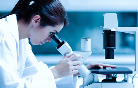 medical-lab-technician-85654102